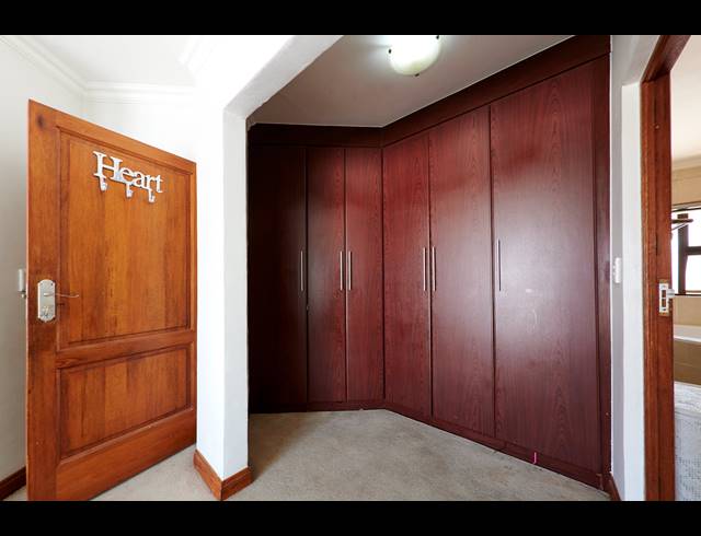 3 BEDROOM CLUSTER SOLD IN HALFWAY GARDENS
